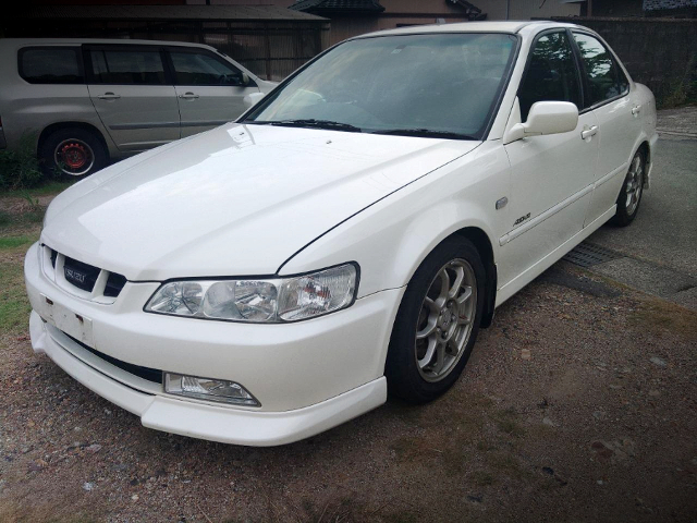 Front exterior of CL1 TORNEO EURO-R with ISUZU ASKA conversion.