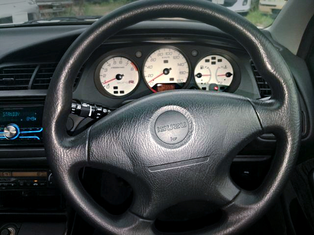 ISUZU Steering wheel.