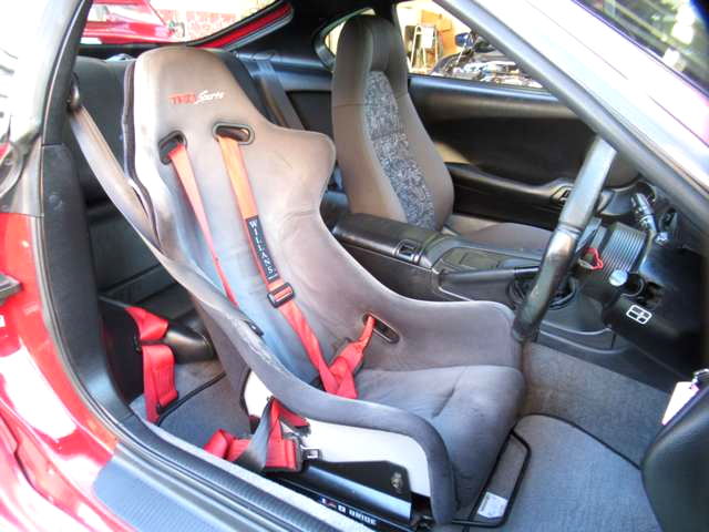 Interior seats of JZA80 SUPRA SZ with T78 turbo.