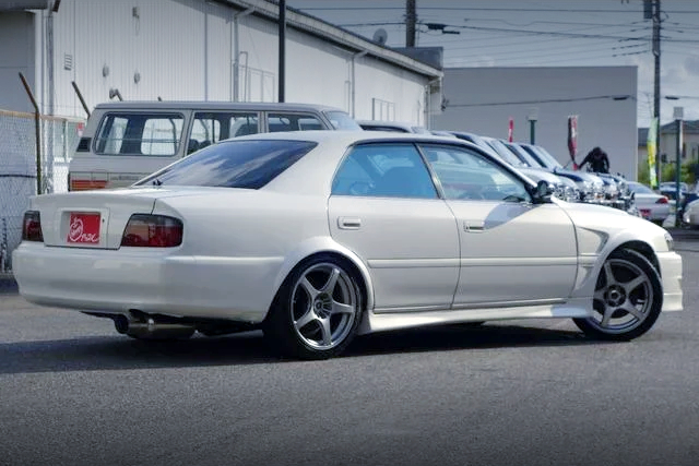 Rear exterior of JZX100 CHASER TOURER-V.