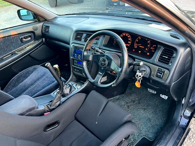 Dashboard of STATIC JZX100 CHASER TOURER-V.