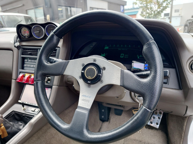 MOMO steering wheel.