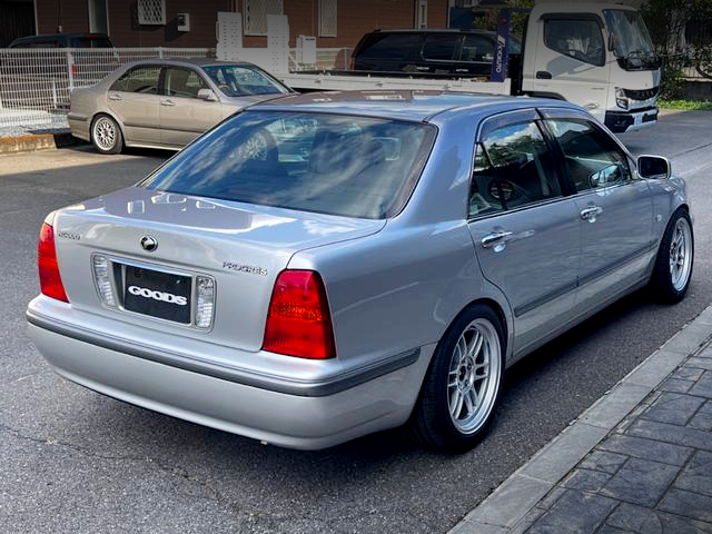 Rear exterior of JCG11 TOYOTA PROGRES.