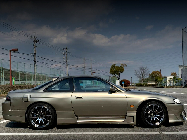 Right-side exterior of S15 faced S14 SILVIA Ks.