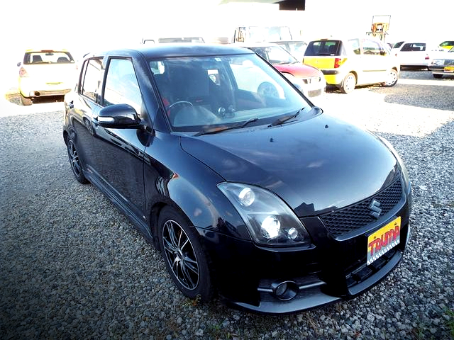 Front exterior of ZC31S SUZUKI SWIFT SPORT.