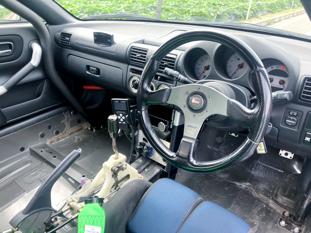 Interior of ZZW30 MR-S.