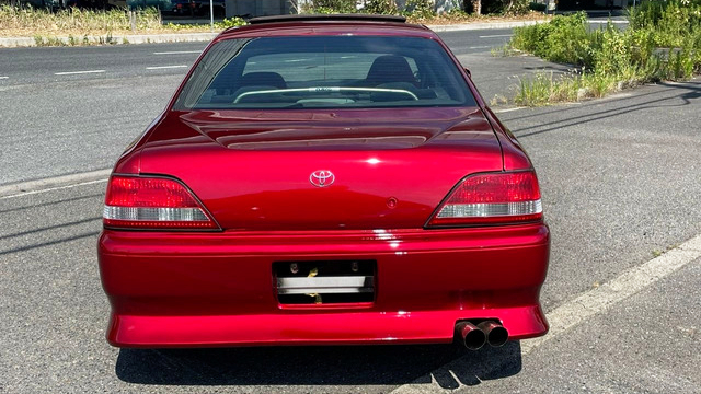 Rear exterior of JZX100 CHASER With CRESTA rear end conversion.