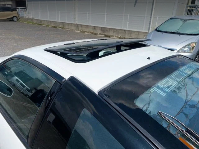 SUNROOF of NISSAN 180SX.