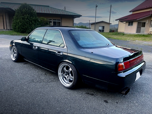 Rear exterior of C34 NISSAN LAUREL.