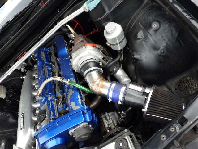 Top mount turbo on RB25DET.