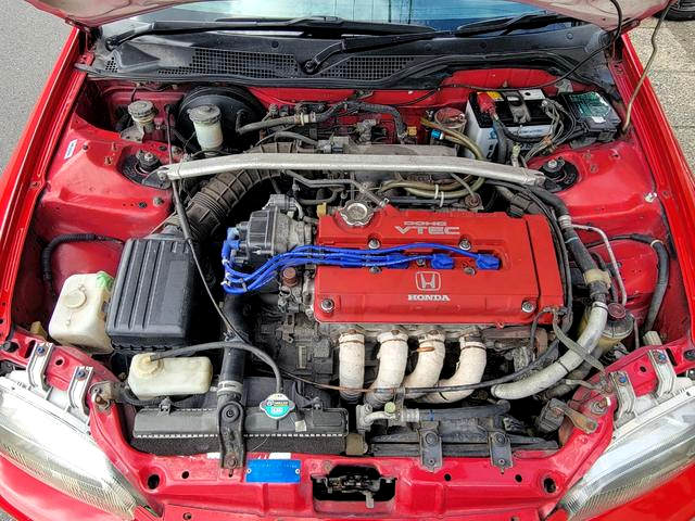 B18C 1800cc engine in the EG6 CIVIC HATCH SiR engine room.