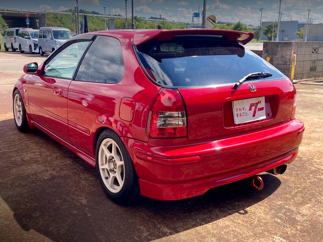 Rear exterior of EK2 CIVIC HATCH.