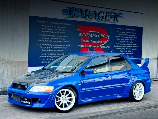 Front exterior of WIDEBODY LANCER EVOLUTION 7 GSR.