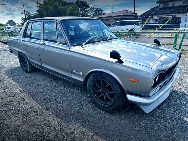 Front exterior of GC10 HAKOSUKA 4-DOOR.