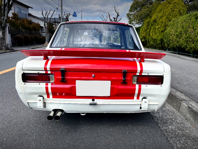 Rear exterior of HAKOSUKA 4-DOOR GT-R.