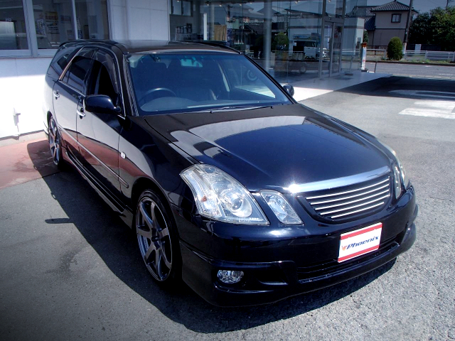 Front exterior of JZX110W MARK 2 BLIT 2.5iR-V.