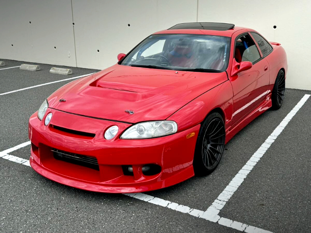 Front exterior of JZZ30 TOYOTA SOARER.