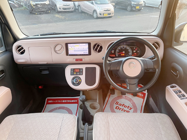 Interior of L675S DAIHATSU MIRA COCOA PLUS X.