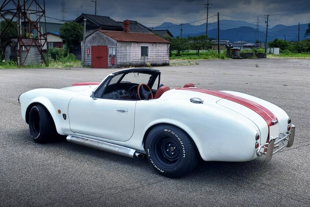 Rear side exterior of NB8C MAZDA ROADSTER With COBRA style conversion.