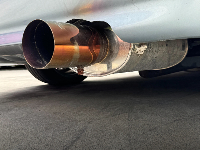 Exhaust muffler.