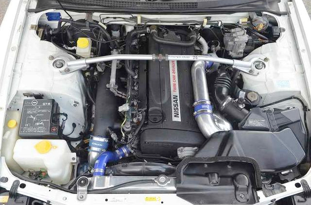 RB26DETT with GT2530 twin-turbo.