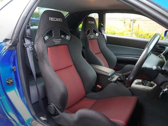 RECARO seats.