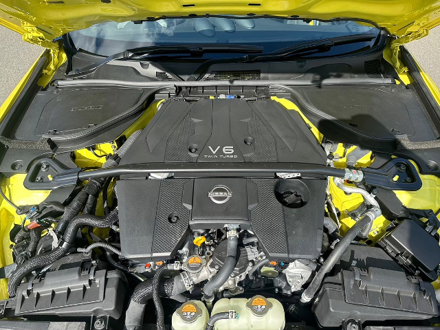 VR30DDTT twin turbo engine.