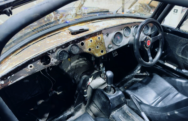 Interior of TOYOTA SPORTS 800.