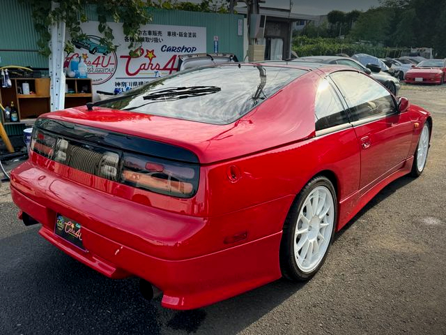 Rear exterior of Z32 FAIRLADY Z.