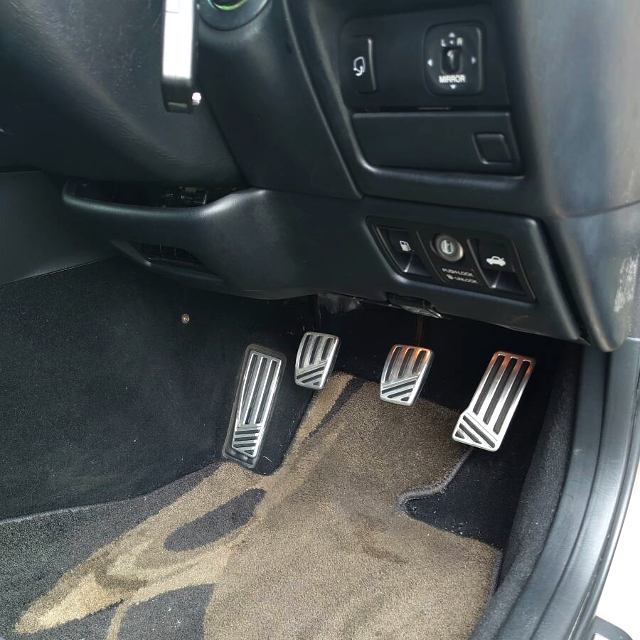 Three-foot pedals.