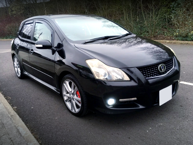 Front exterior of TOYOTA BLADE MASTER G.