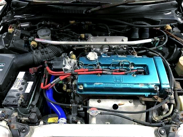 B18C 1800cc VTEC engine.