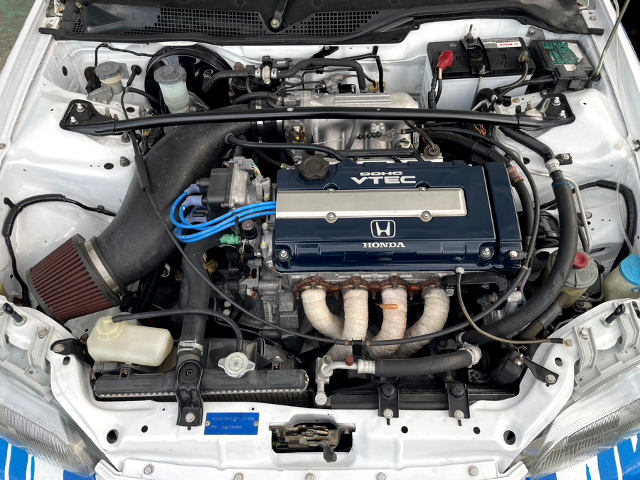 B16A 1600cc VTEC engine.