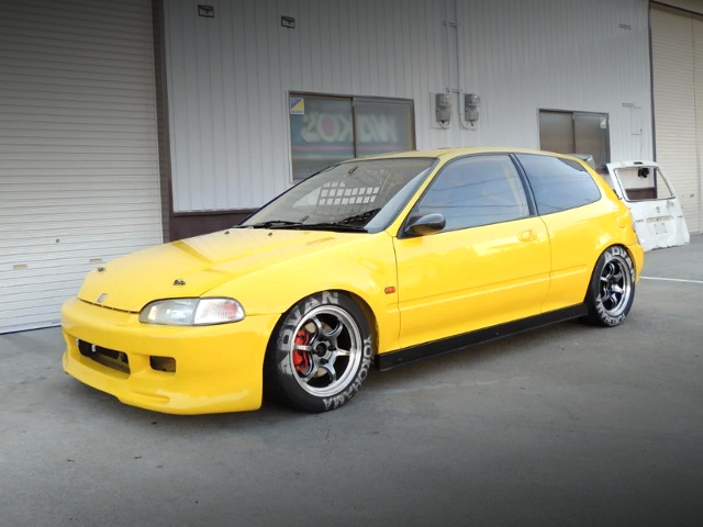 Front exterior of EG6 CIVIC SiR2.