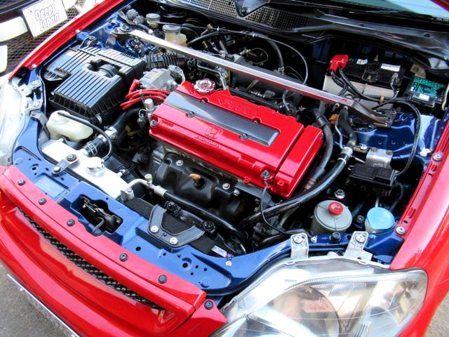 B18C 1800cc VTEC engine.