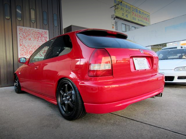 Rear exterior of EK4 CIVIC SiR.