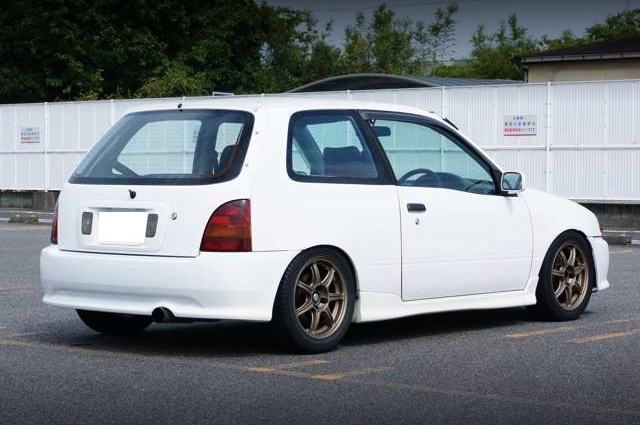 Rear exterior of EP91 STARLET GLANZA V.