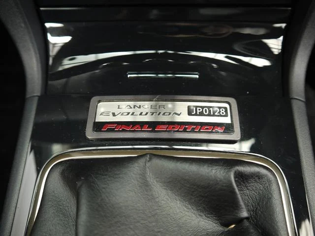 LANCER EVOLUTION FINAL EDITION serial number plate.