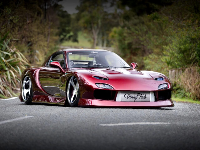 Front exterior of BN-SPORTS BLISTER WIDEBODY FD3S MAZDA RX-7.