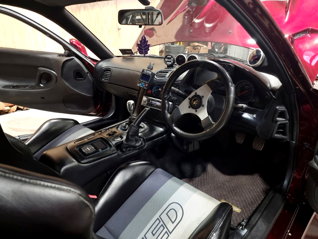 Interior of BN-SPORTS BLISTER WIDEBODY FD3S MAZDA RX-7.