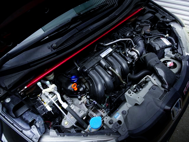 L15B 1500cc i-VTEC engine.