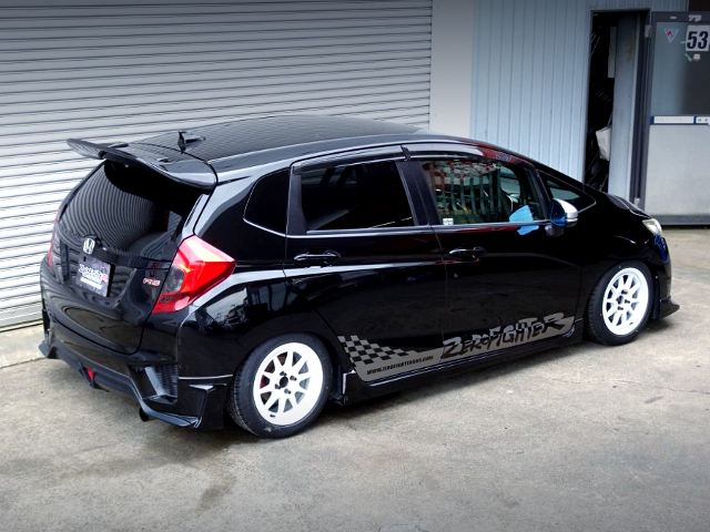 Rear right side exterior of GK5 HONDA FIT RS.