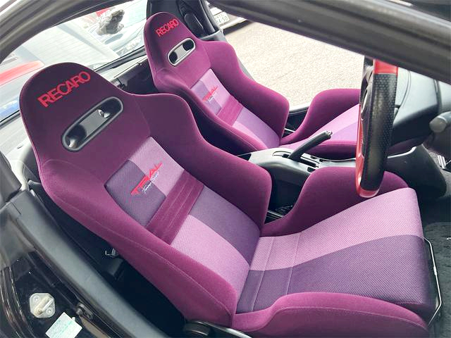 TRYFORCE RECARO seats.