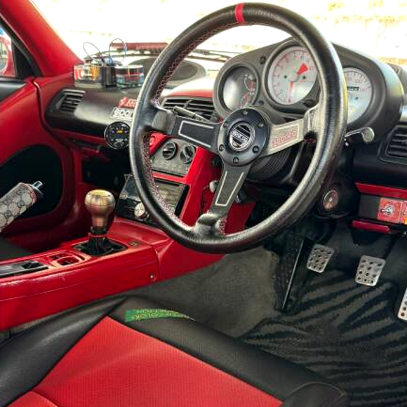 Interiorof PP1 HONDA BEAT with Ferrari style.