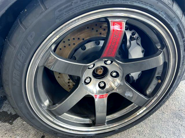 TE37SAGA SL rim.