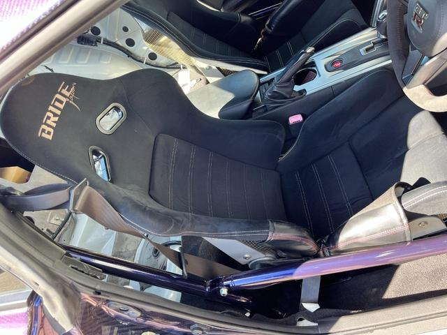 Seats of FULL DRY CARBON bodied R35 NISSAN GT-R.