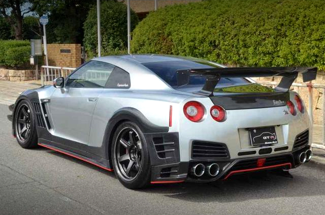 Rear exterior of R35 NISSAN GT-R.