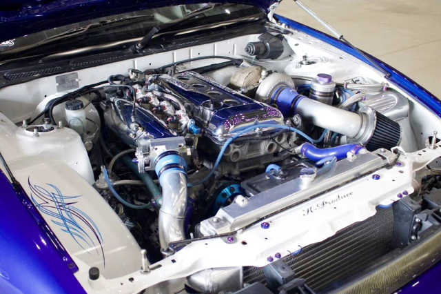 SR20DET with TD06 single turbo.