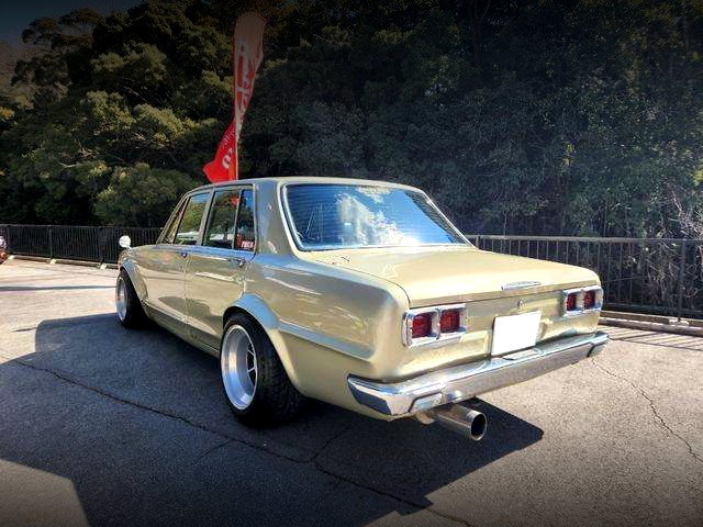 Rear exterior of C10 HAKOSUKA 4-DOOR.