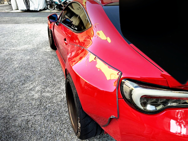 Rear wide fender installed ZN6 TOYOTA 86GT limited.